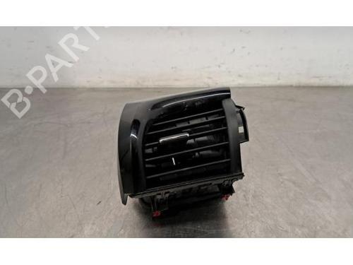 Used Air vent TOYOTA HILUX VIII Pickup (_N1_) 2.8 TD 4WD (GUN126) (204 hp) 23641481