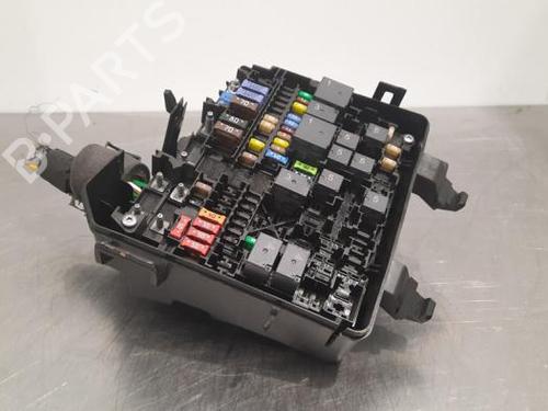 Used Fuse box Fuse box PEUGEOT 308 III (FB_, FH_, FP_, F3_, FM_) PureTech 130 (FPHNSL, FPHNST) (131 hp) 23593603 23593603