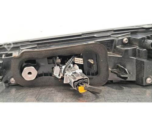 Right taillight PEUGEOT 308 III (FB_, FH_, FP_, F3_, FM_) PureTech 130 (FPHNSL, FPHNST) | BP26968120C35 