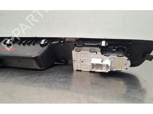 Commutateur CITROËN JUMPY III Van (V_) 2.0 BlueHDi 145 | BP32376345I30