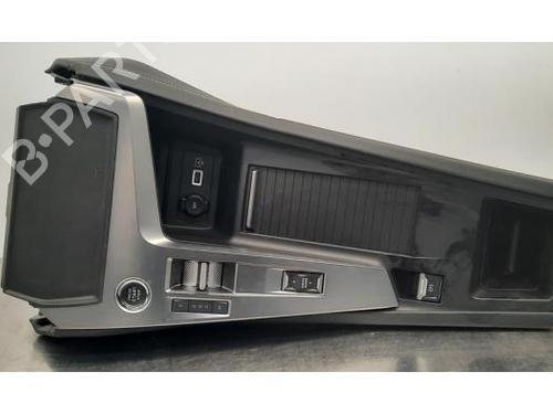 Midtkonsoll PEUGEOT 408 II (FP_, F3_) PureTech 130 (FPHNST) 9835325480