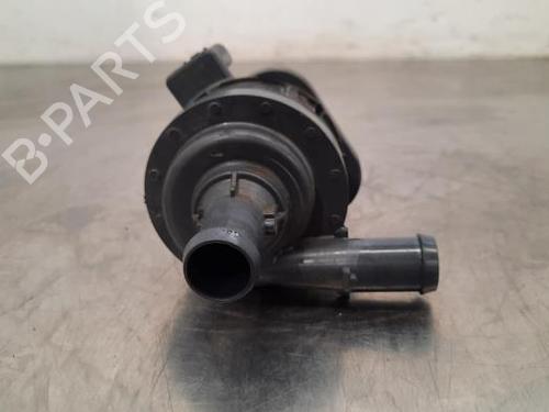 Used Auxiliary water pump VOLVO XC60 II (246) B4 Mild-Hybrid AWD (197 hp) 23639889