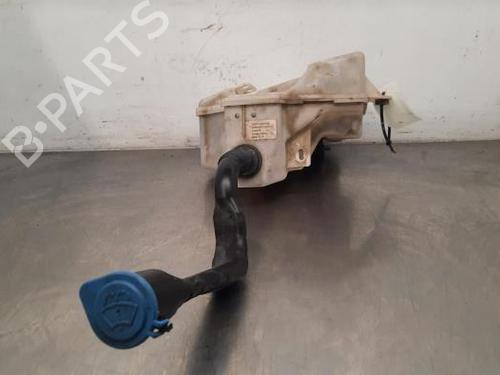 Windscreen washer tank LAND ROVER DISCOVERY IV (L319) 3.0 SDV6 4x4 AH2217A645AD