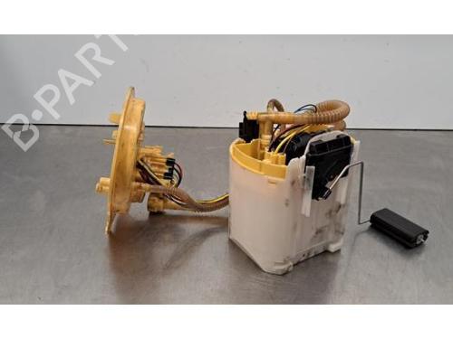 Used Fuel pump BMW X5 (G05, F95) xDrive 30 d (265 hp) 31088121