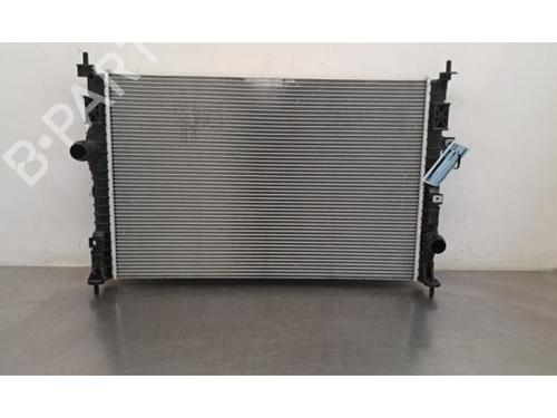 Used Water radiator Water radiator PEUGEOT 308 III (FB_, FH_, FP_, F3_, FM_) Hybrid 180 (F3DGXT, F3DGMH) (181 hp) 36145763 36145763