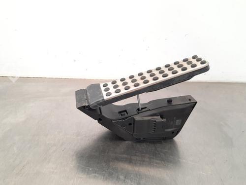 Used Pedal MERCEDES-BENZ C-CLASS (W205) C 220 BlueTEC / d (205.002, 205.004) (170 hp) 17113625