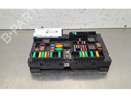 Used Fuse box Fuse box BMW 5 Touring (G31) 530 e Plug-in-Hybrid (292 hp) 40288988 40288988