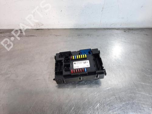 Used Fuse box Fuse box JEEP RENEGADE SUV (BU, B1, BV) 1.6 CRD (120 hp) 34118055 34118055