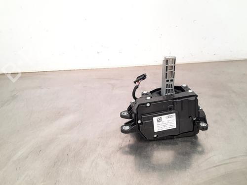 Used Gear lever AUDI Q5 Sportback (FYT) 50 TFSI e quattro (299 hp) 15234896
