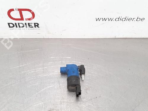 Used Washer pump RENAULT CLIO IV (BH_) 1.2 16V (73 hp) 15016191