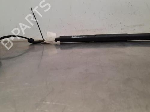 Used Tailgate lift support BMW X5 (F15, F85) xDrive 30 d (258 hp) 19649361