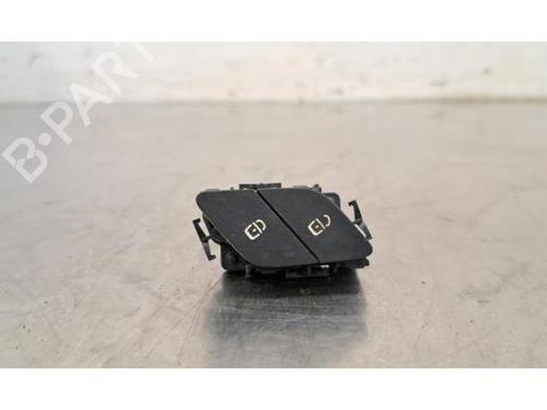 Used Switch MERCEDES-BENZ CLA (C118) CLA 180 d (118.310) (116 hp) 24214149