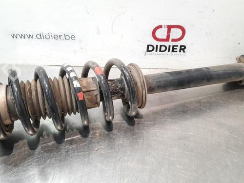 Left front shock absorber MERCEDES-BENZ C-CLASS (W205) C 180 BlueTEC / d (205.036) | BP10895657M16 