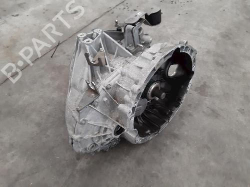 Used Gearbox MERCEDES-BENZ CLA Coupe (C117) CLA 180 (117.342) (122 hp) 10876121