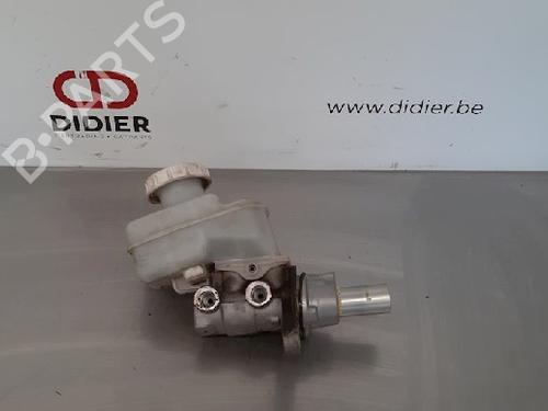 Used Brake master cylinder MITSUBISHI L200 / TRITON (KJ_, KK_, KL_) 2.4 DI-D 4WD (KL1T) (181 hp) 10878923