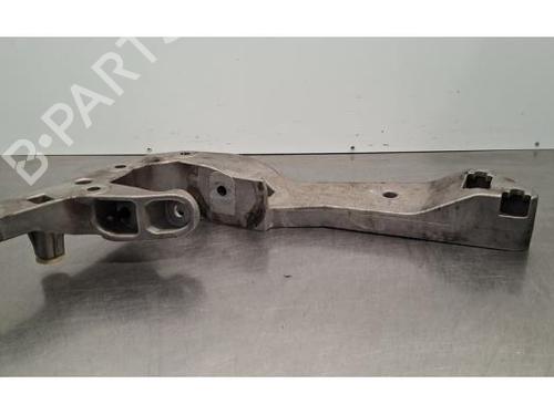 Used Gearbox mount BMW X5 (G05, F95) xDrive 30 d (265 hp) 31165353
