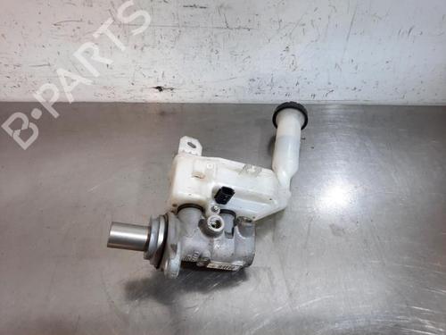 Used Brake master cylinder NISSAN JUKE (F15) 1.6 DIG-T NISMO (200 hp) 23598934
