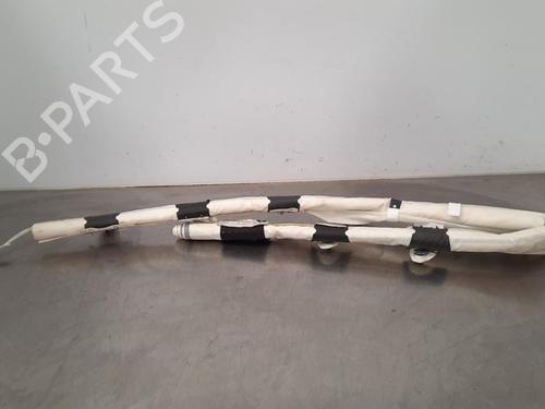 Used Right curtain airbag PEUGEOT 2008 II (UD_, US_, UY_, UJ_, UR_, UC_) 1.2 PureTech 100 (USHNK) (101 hp) 15293684