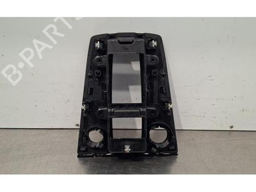 Middle console AUDI A3 Limousine (8YS, 8YM) 35 TDI | BP32510767I22