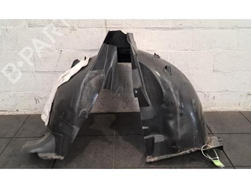 Used Wheel arch PEUGEOT 3008 II SUV (MC_, MR_, MJ_, M4_) 1.5 BlueHDi 130 (131 hp) 29214741