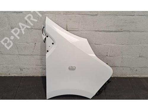 Used Right front fenders RENAULT TRAFIC III Van (FG_) 2.0 dCi 120 (FGMN) (120 hp) 28086171