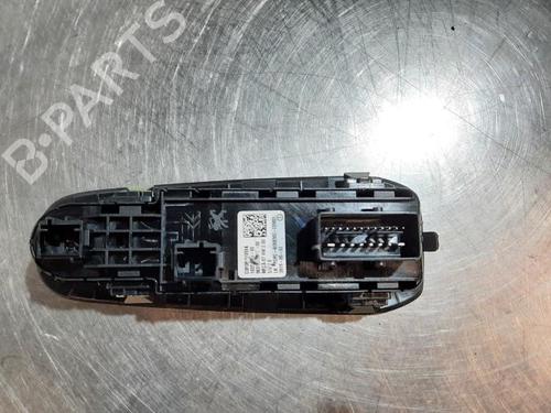 Switch PEUGEOT 308 II (LB_, LP_, LW_, LH_, L3_) 1.5 BlueHDi 130 | BP20081419I30 