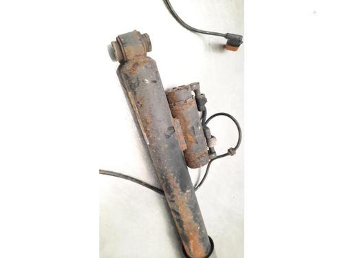 Right rear shock absorber MERCEDES-BENZ C-CLASS (W205) C 250 BlueTEC / d (205.008, 205.006) | BP23581440M19 
