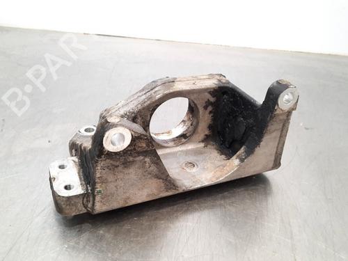 Used Support NISSAN LEAF (ZE1) Electric (218 hp) 21268295
