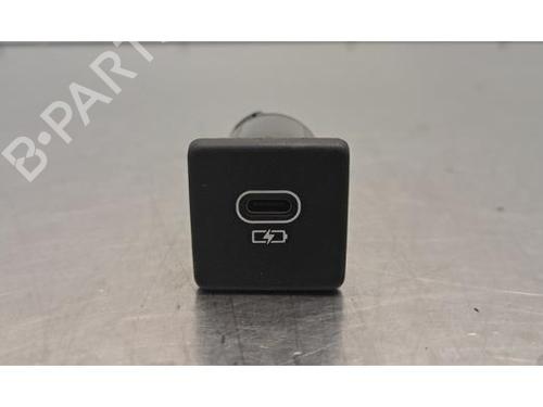 Used Electronic module Electronic module JAGUAR E-PACE (X540) 1.5 P300e Plug-in Hybrid AWD (309 hp) 40614948 40614948