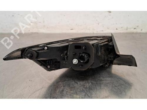 Right taillight PEUGEOT 308 III (FB_, FH_, FP_, F3_, FM_) e-308 (FMZKWZ) | BP24832019C35 