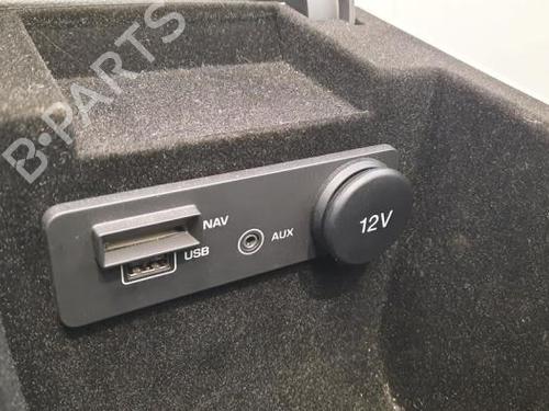 Middle console JAGUAR XE (X760) 2.0 D | BP21674381I22 