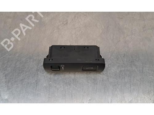 Switch VOLVO XC60 II (246) D4 | BP29985034I30