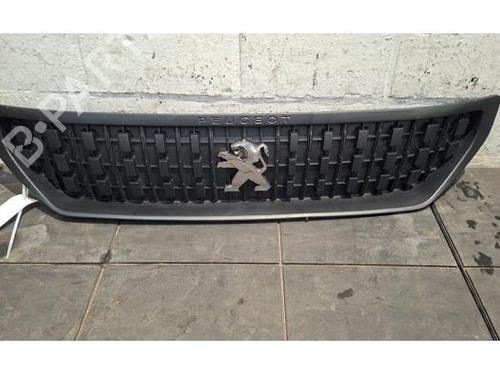 grille-peugeot-expert-van-v_-2016-32510773 main image