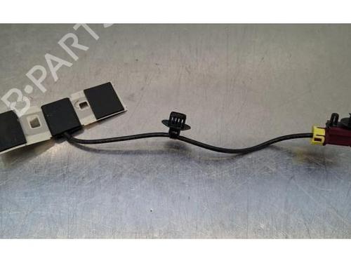 electronic-module-land-rover-defender-station-wagon-l663-2019-32128844 main image
