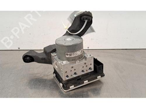 Used ABS pump BMW 1 (F40) 118 i (140 hp) 32398700