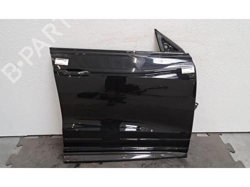 Used Right front door Right front door 39064904 39064904