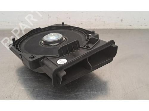 Used Speaker BMW 1 (F40) 118 i (140 hp) 29962633