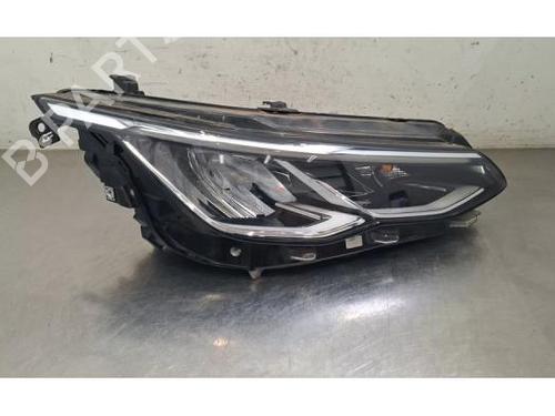 Used Right headlight Right headlight VW GOLF VIII (CD1, DA1) 2.0 TDI (116 hp) 40284723 40284723