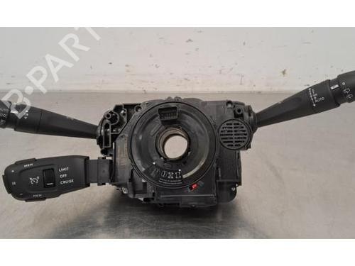Used Steering column stalk PEUGEOT 3008 II SUV (MC_, MR_, MJ_, M4_) 1.5 BlueHDi 130 (131 hp) 30046697