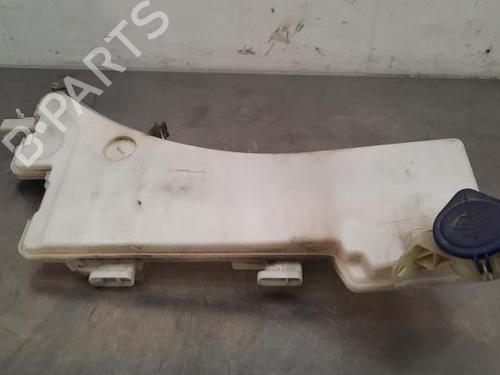Windscreen washer tank PEUGEOT 3008 II SUV (MC_, MR_, MJ_, M4_) 1.6 BlueHDi 115 (MCBHXW, MCBHYB) | BP23602492C113