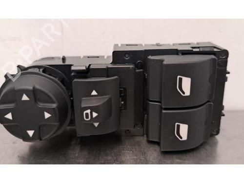 Used Switch CITROËN C3 IV (CC_, CB_) 1.2 PureTech 100 (CCHPV4) (101 hp) 30810400