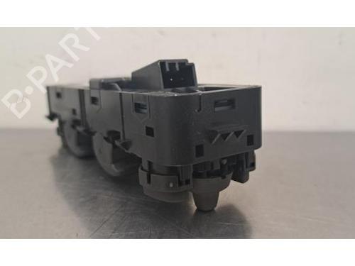 Switch VOLVO V40 Hatchback (525) D2 | BP33750943I30 - Image 4