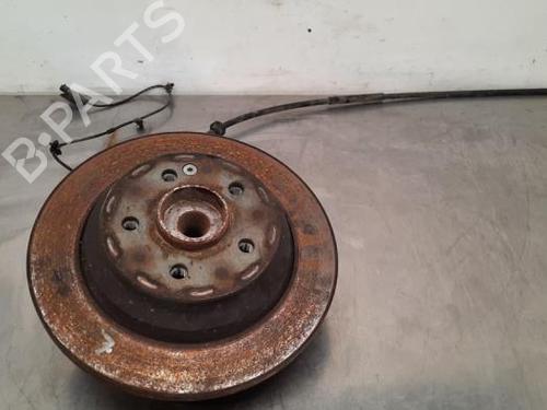 Used Left rear steering knuckle MERCEDES-BENZ VITO Van (W447) 111 CDI (447.601, 447.603, 447.605) (114 hp) 23596543