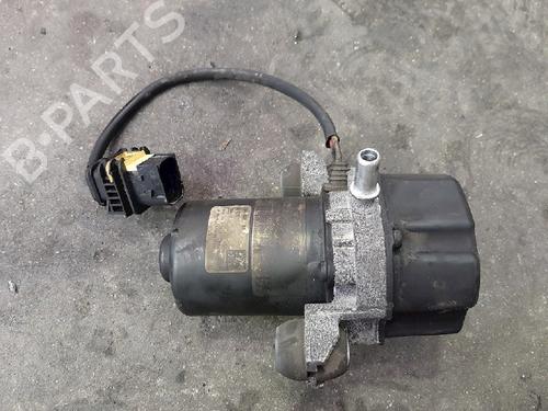 Vacuum pump MERCEDES-BENZ GLC (X253) 250 4-matic (253.946) A0004306232