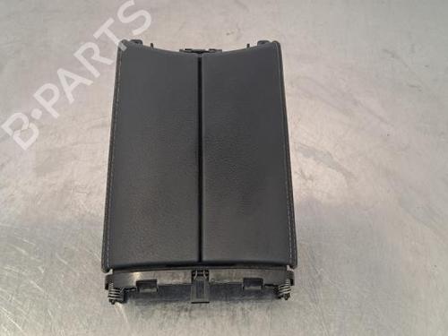 Used Armrest / Center console MERCEDES-BENZ C-CLASS (W205) C 220 BlueTEC / d (205.003) (163 hp) 23621108