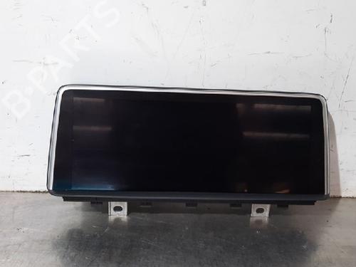 Used Display monitor BMW X6 (F16, F86) M (575 hp) 10881609