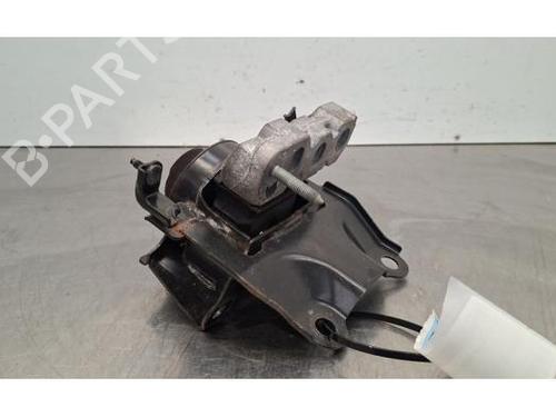 Used Engine mount Engine mount TOYOTA YARIS CROSS (MXP_) 1.5 Hybrid (MXPJ10) (116 hp) 32847226 32847226
