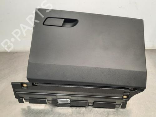 Used Glove box AUDI Q5 (FYB, FYG) 55 TFSi e quattro (367 hp) 15792489