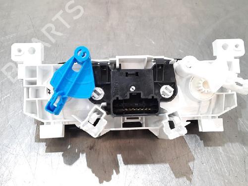 Climate control RENAULT TRAFIC II Van (FL) 2.0 dCi 115 (FL01, FL0U, FL00, FL0H, FL0M) | BP10888006I5 