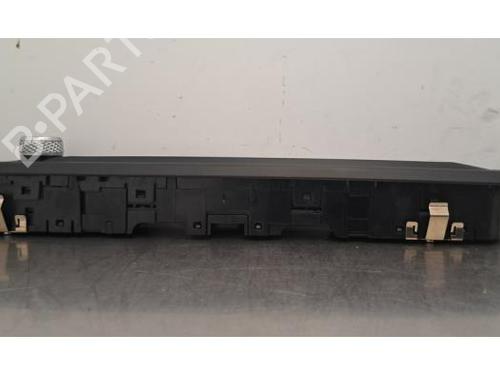 Switch BMW 1 (F40) 118 i | BP29701193I30 